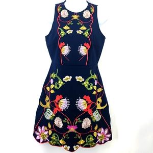 Foxiedox Iris Embroidered Dress women's size small